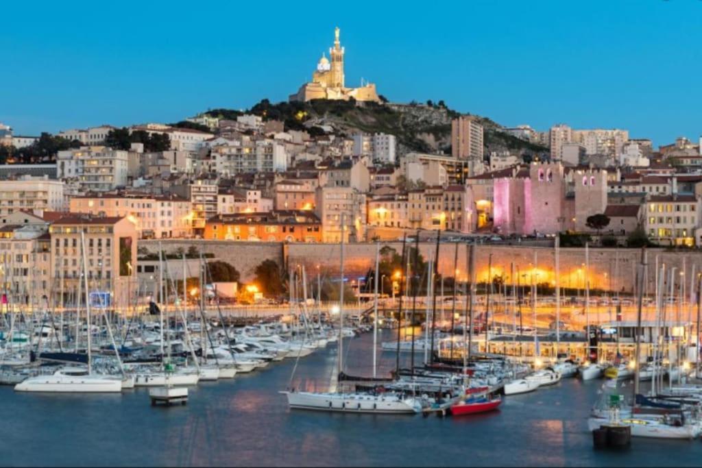 Apartment Climatise + Terrasse Marseille