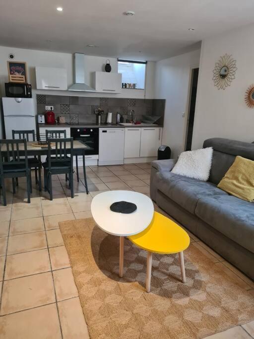 Apartment Climatise + Terrasse Marseille